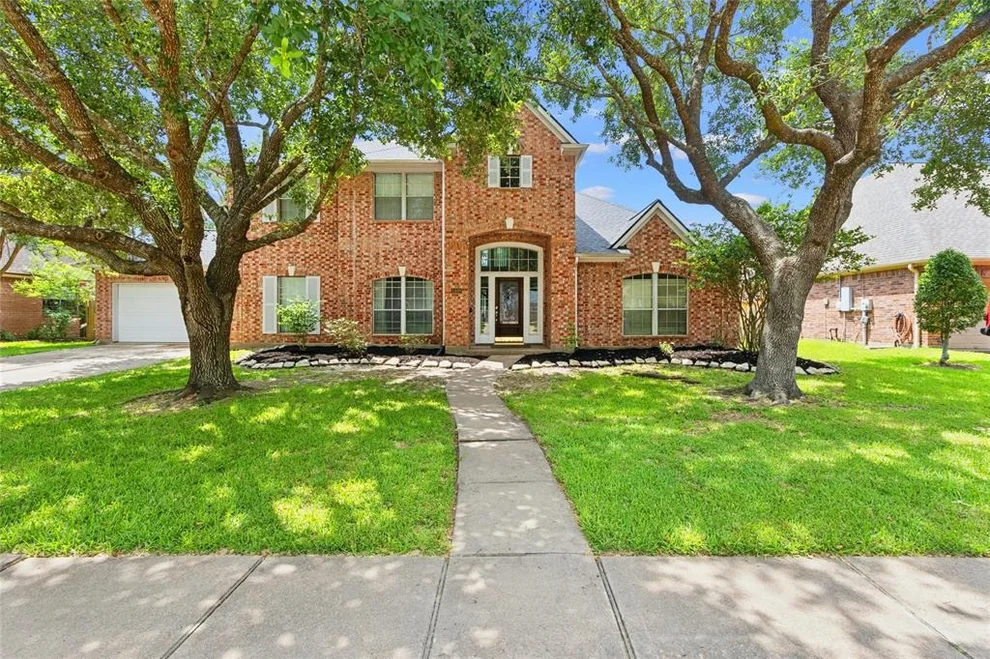 Unit for sale at 1308 Buttonwood Drive, Friendswood, TX 77546