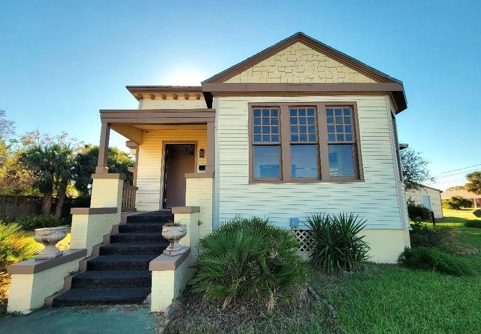 Unit for sale at 2707 57th Street, Galveston, TX 77551