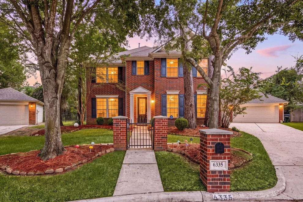 Unit for sale at 6335 Borg Breakpoint Drive, Spring, TX 77379