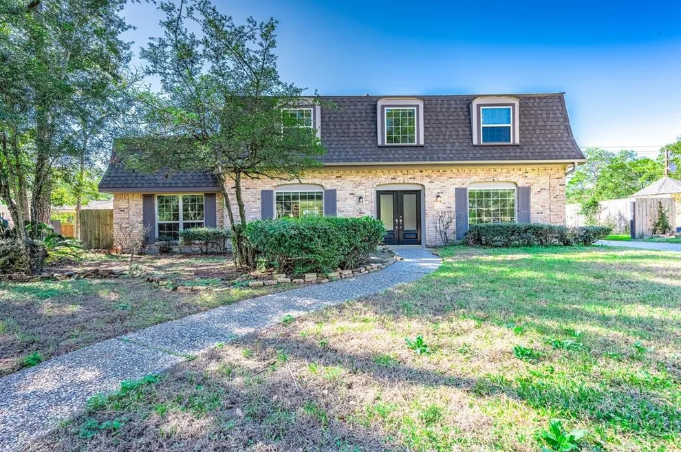 Unit for sale at 17915 Butte Creek Road, Houston, TX 77090