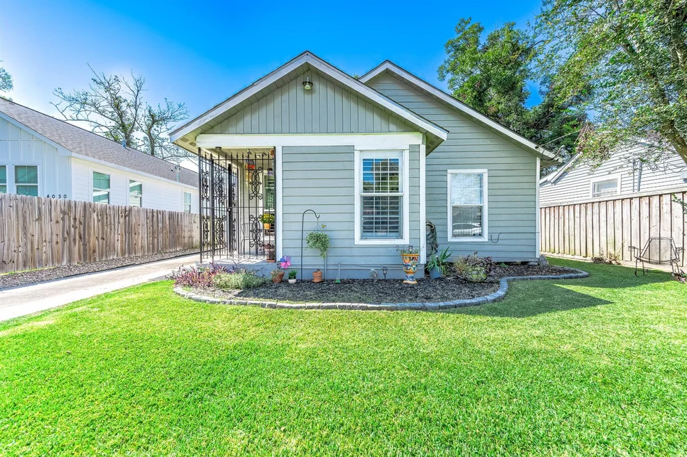 Unit for sale at 4026 Reid Street, Houston, TX 77026