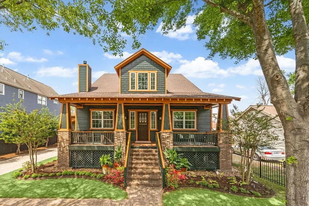 Unit for sale at 2009 W 14th Street, Houston, TX 77008