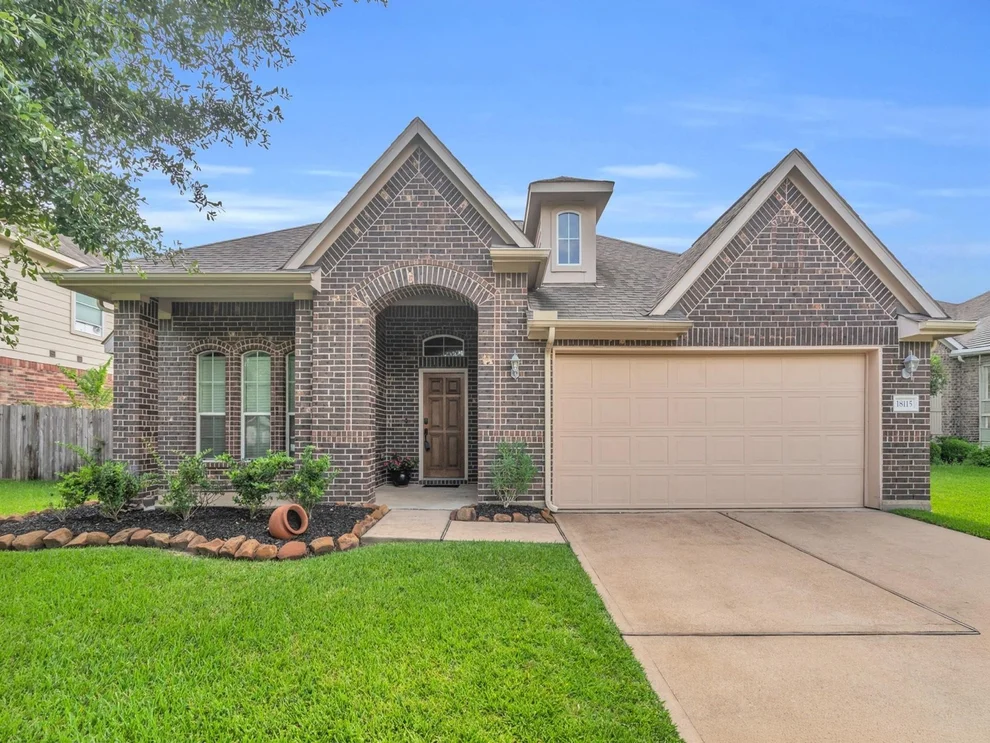 Unit for sale at 18115 Serene Shore Drive, Cypress, TX 77429