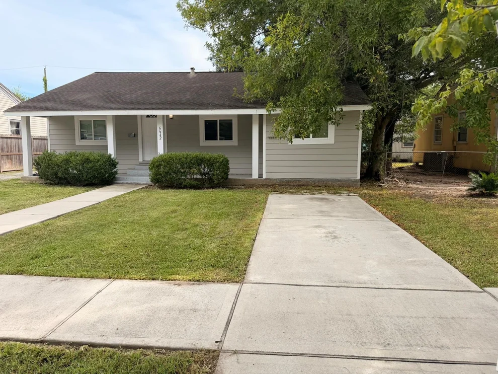 Unit for sale at 6642 Kernel Street, Houston, TX 77087