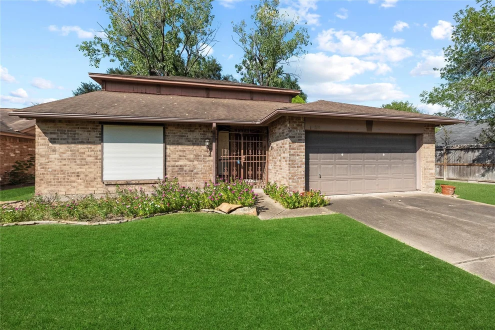 Unit for sale at 10710 Fallbrook Drive, Houston, TX 77064