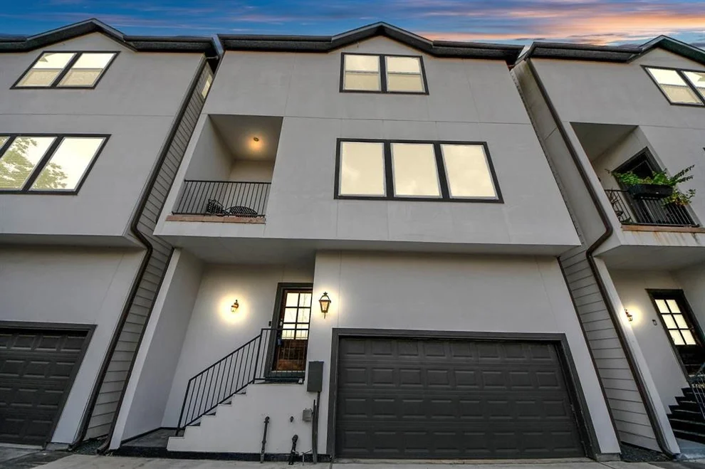 Unit for sale at 1544 W 23rd Street, Houston, TX 77008