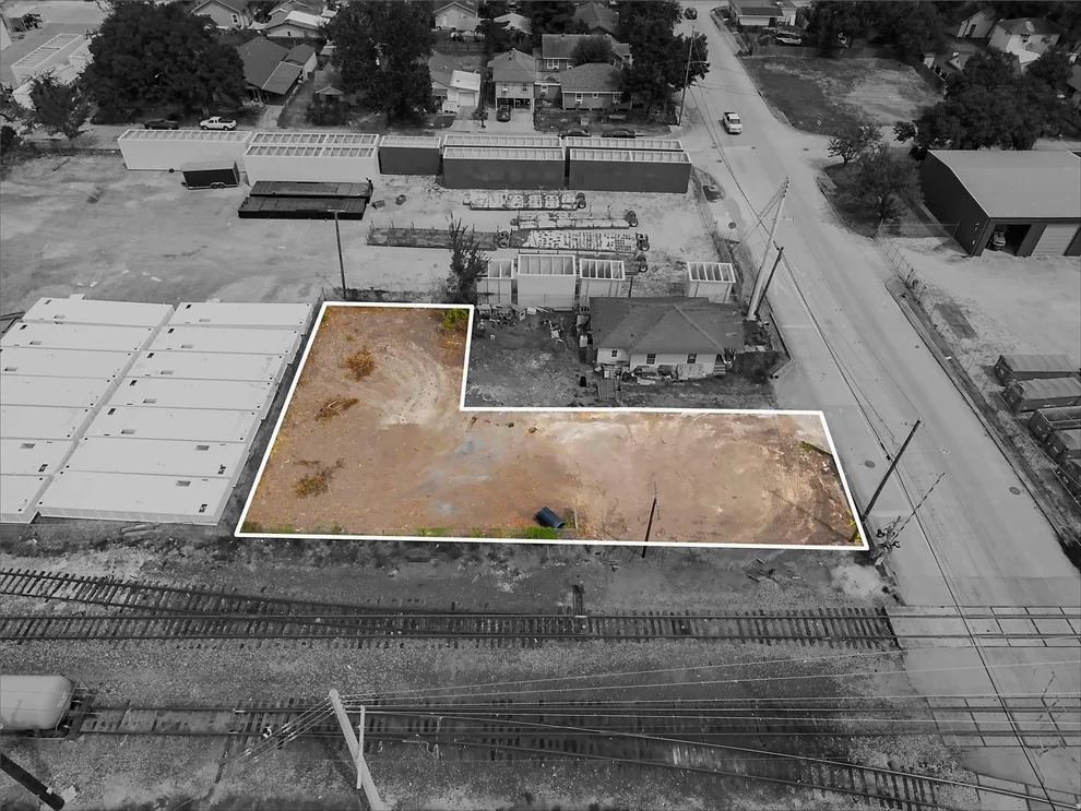 Unit for sale at 314 S Main Street, Galena Park, TX 77547