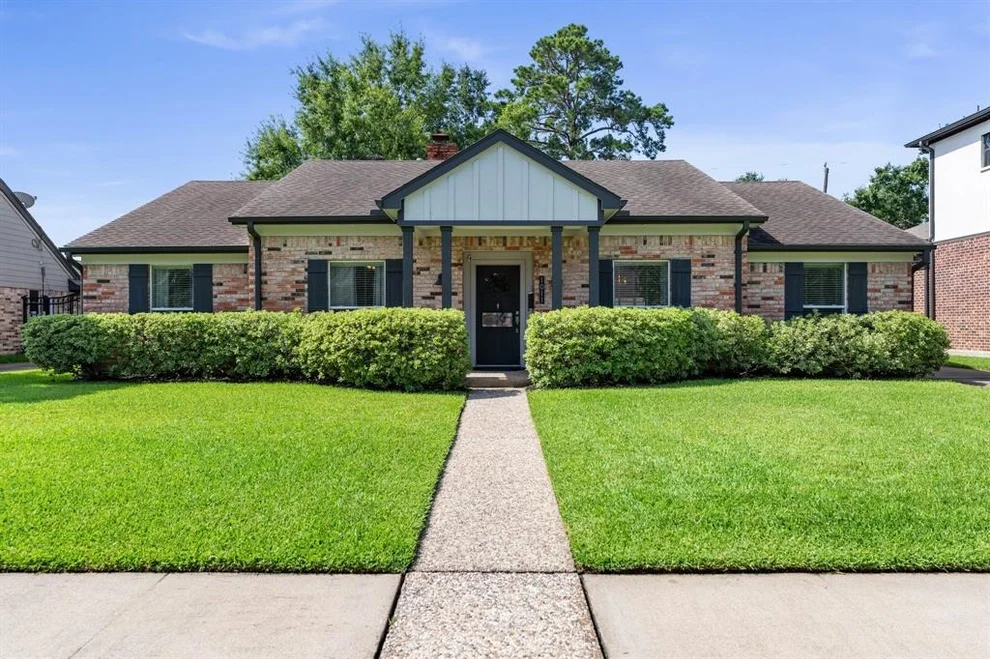 Unit for sale at 1011 Martin Street, Houston, TX 77018