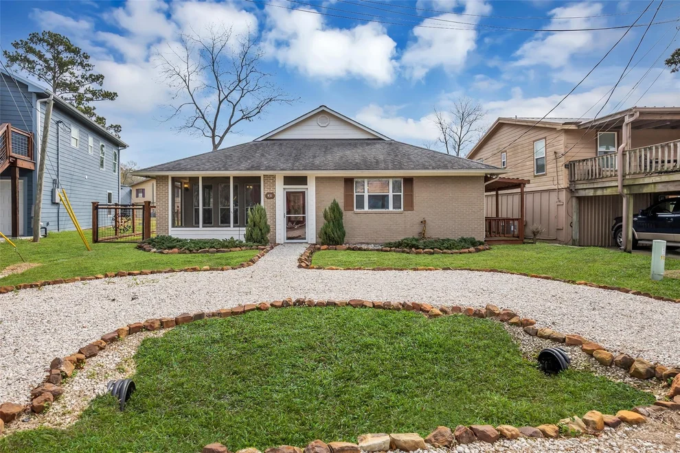 Unit for sale at 431 W Lake Shore Drive, Livingston, TX 77351