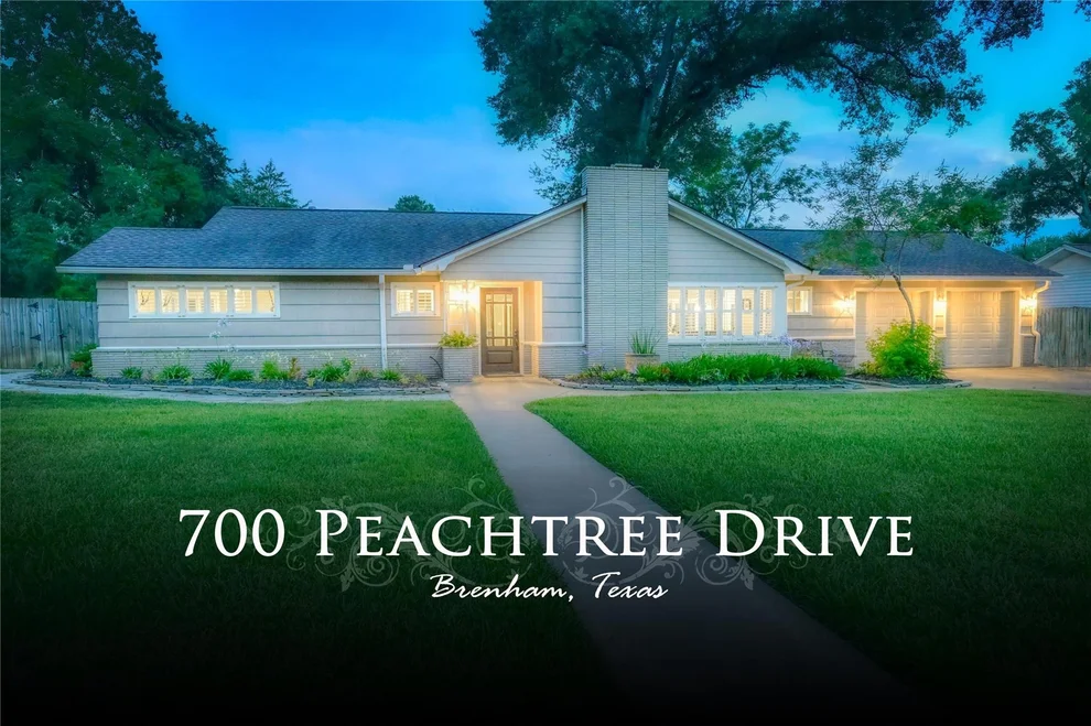 Unit for sale at 700 Peachtree Drive, Brenham, TX 77833