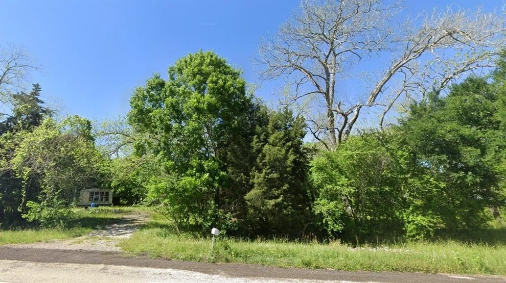 Unit for sale at 12015 Fm-442, Boling, TX 77420