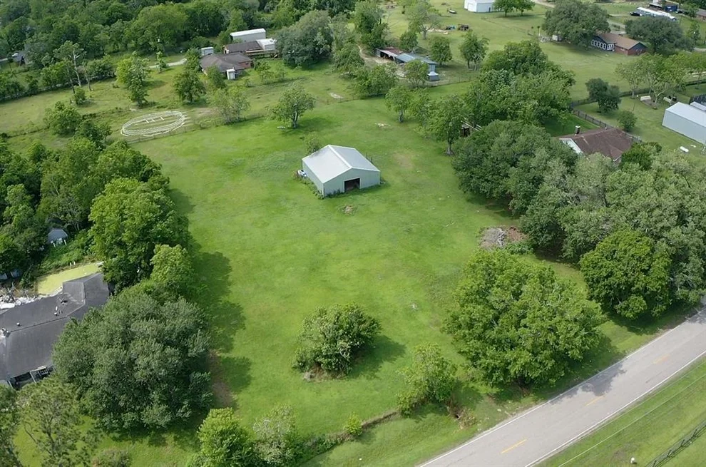 Unit for sale at 00 County Road 138, Alvin, TX 77511