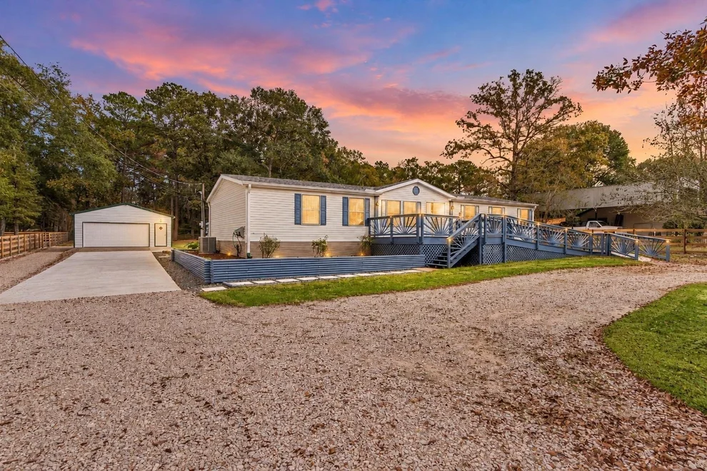 Unit for sale at 4621 Price Road, Montgomery, TX 77316