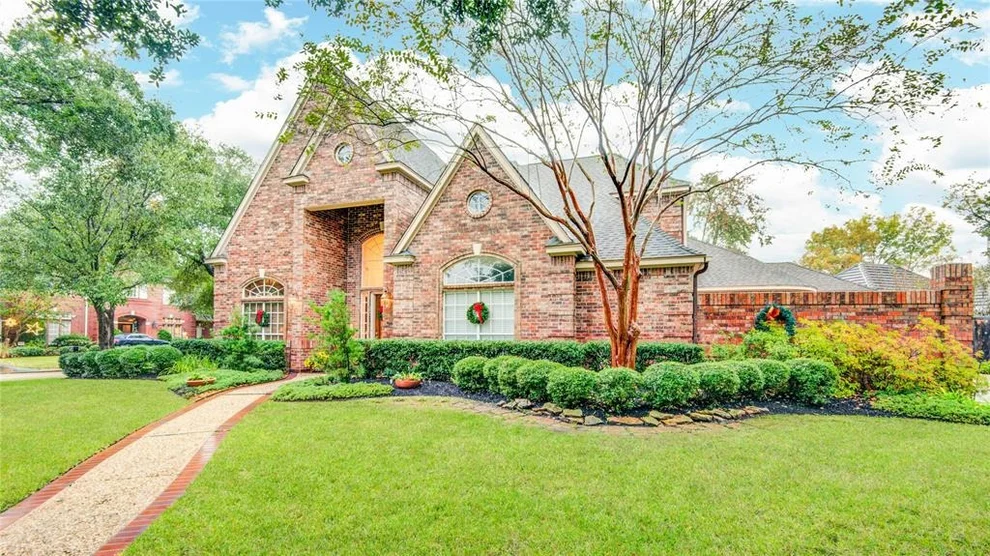 Unit for sale at 55 Champions Bend Circle, Houston, TX 77069