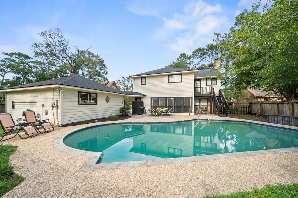 Unit for sale at 600 Hampton Hall Lane, Conroe, TX 77302