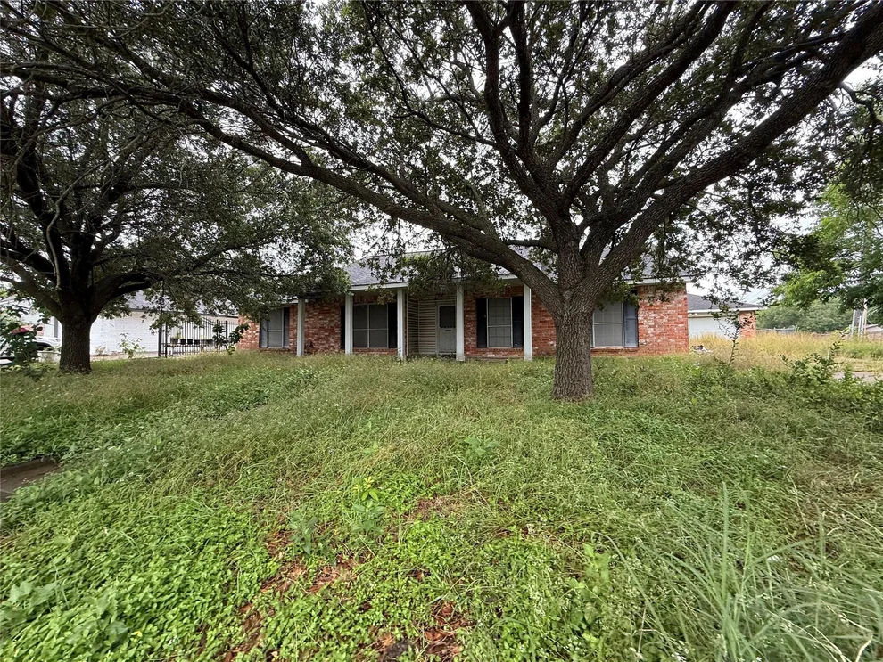 Unit for sale at 11623 W Bellfort Avenue, Houston, TX 77099