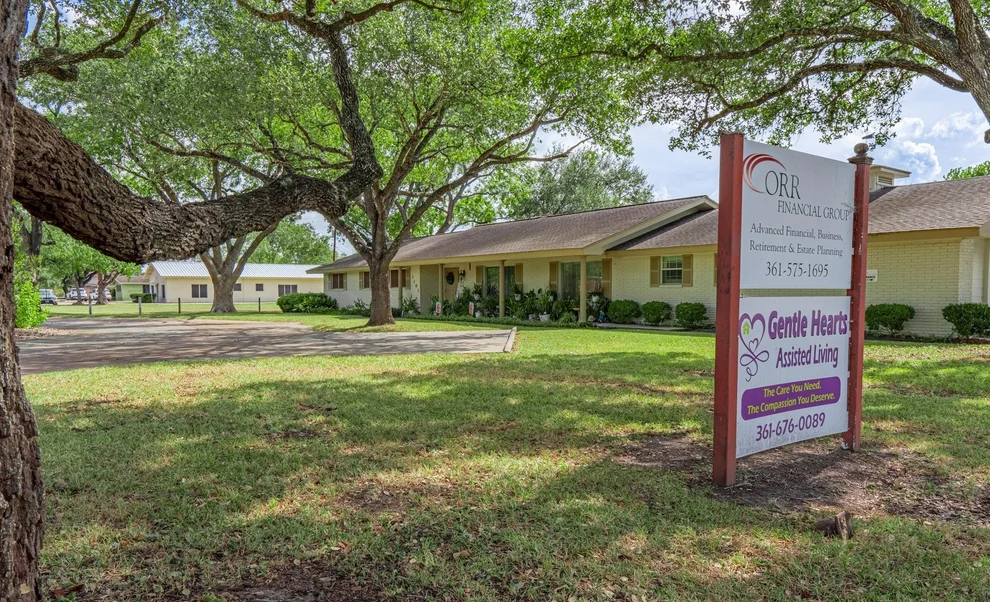 Unit for sale at 1101 Salem Road, Victoria, TX 77904