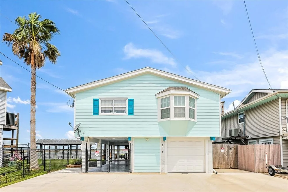 Unit for sale at 219 Barracuda Street, Bayou Vista, TX 77563