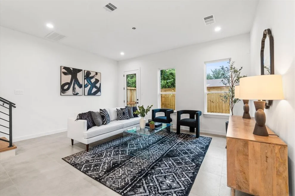 Unit for sale at 1016 Patton Street, Houston, TX 77009