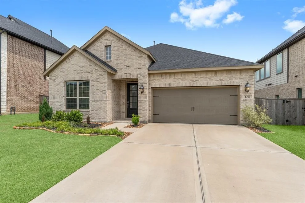 Unit for sale at 1373 Knollbridge  Point Lane, Pinehurst, TX 77362