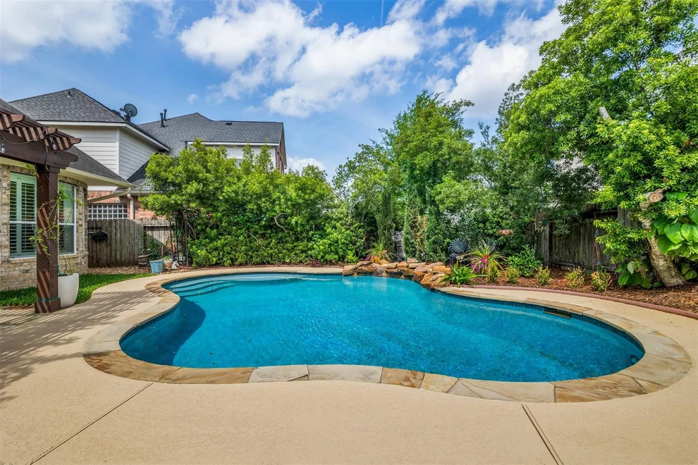 Unit for sale at 11506 Kingsbarn Court, Tomball, TX 77377