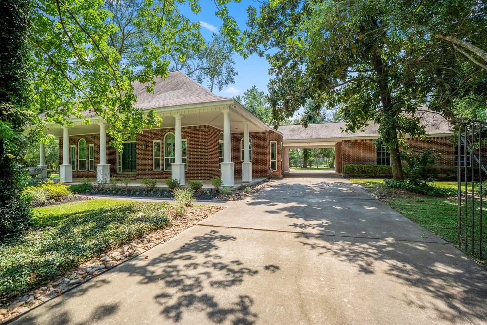 Unit for sale at 22546 Walden Way, Tomball, TX 77375