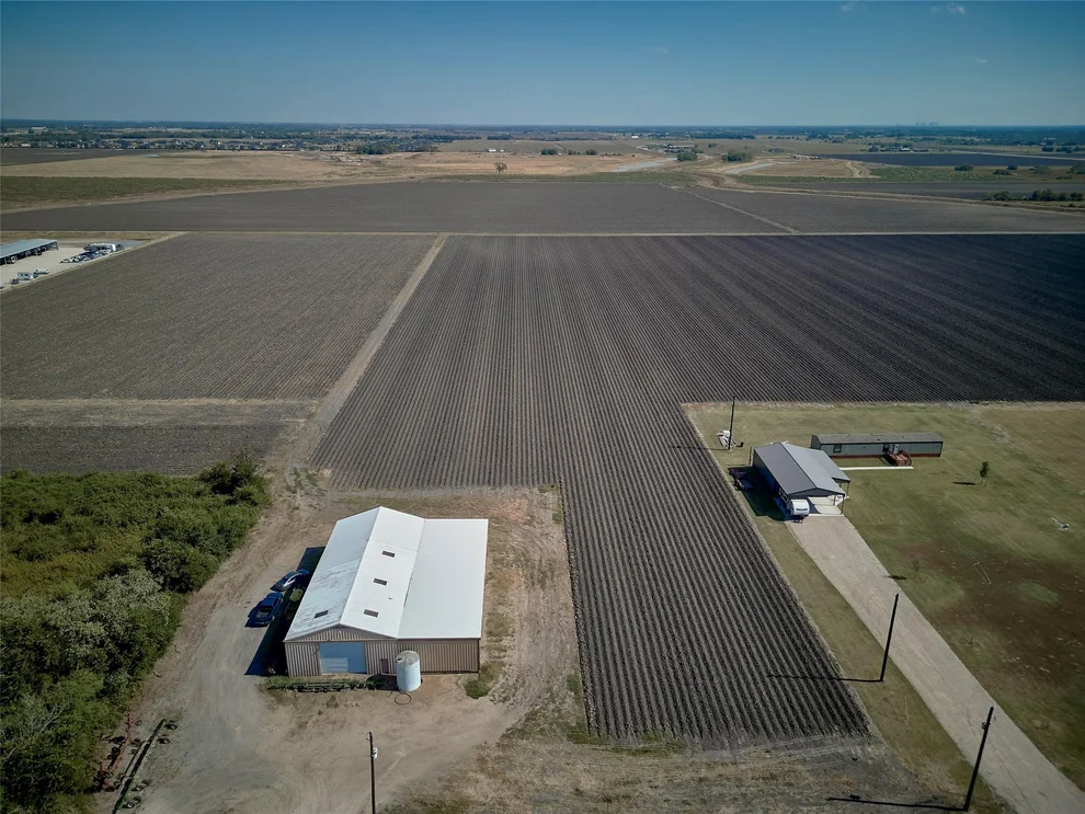 Unit for sale at 8215 Padon Road, Needville, TX 77461