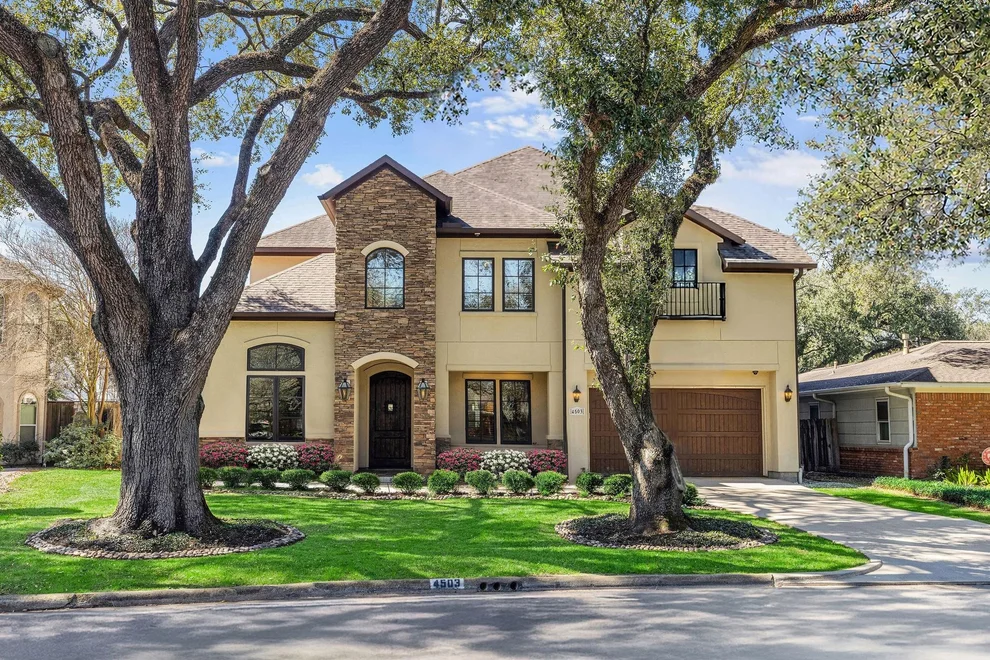 Unit for sale at 4503 Ingersoll Street, Houston, TX 77027