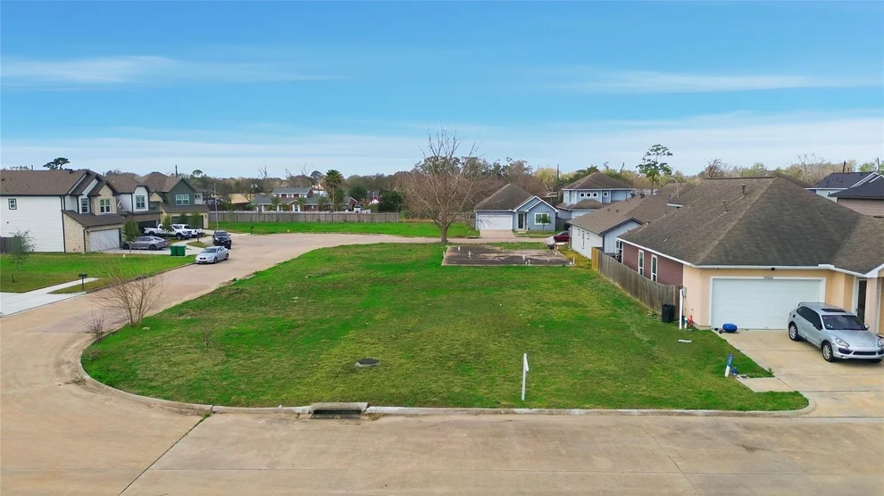 Unit for sale at 10218 Carmencita Way, Houston, TX 77075