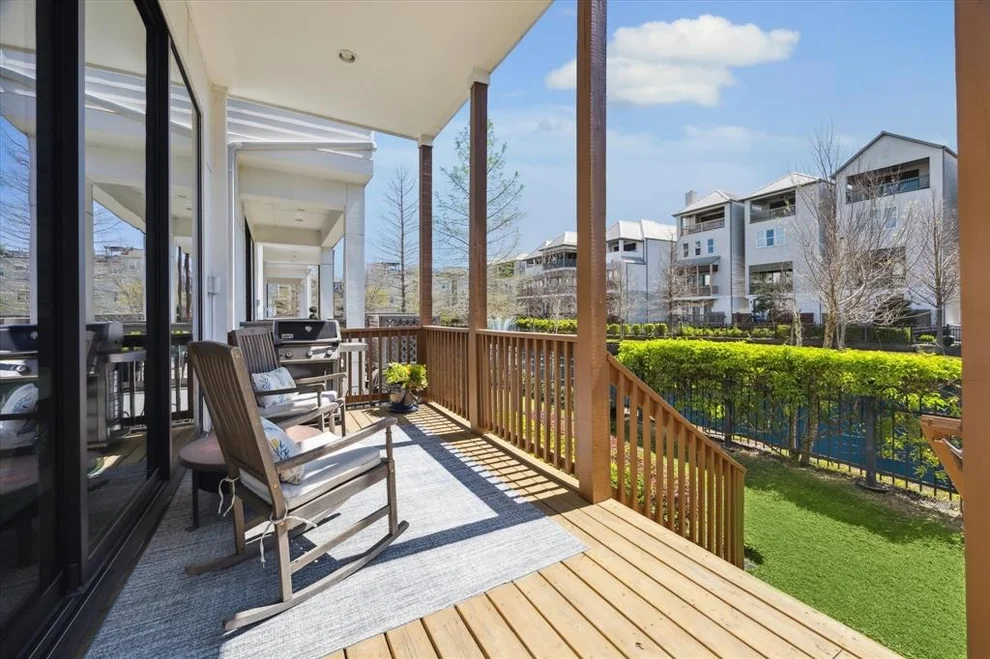 Unit for sale at 1240 W 16th Street, Houston, TX 77008