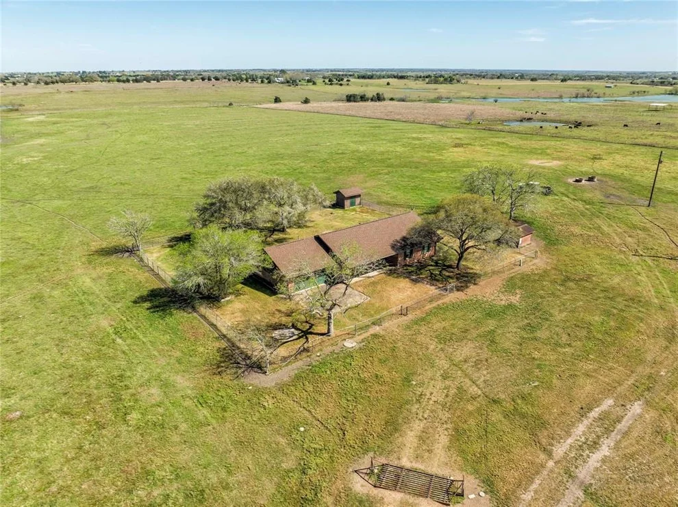 Unit for sale at 11552 Fm 1383, Schulenburg, TX 78956
