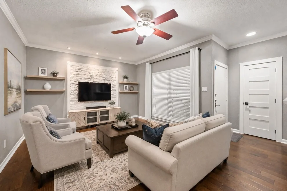 Unit for sale at 1201 Bering Drive, Houston, TX 77057