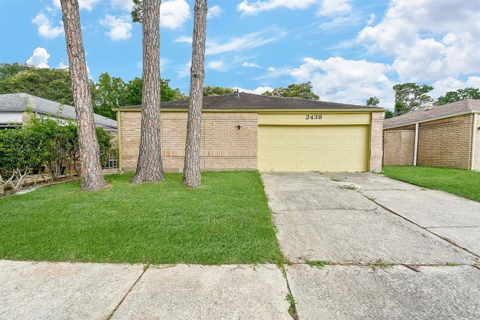 Unit for sale at 2438 Falls Church Drive, Houston, TX 77067