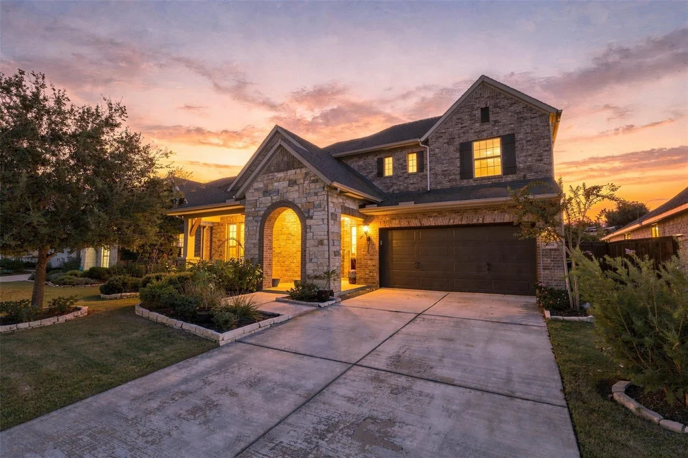 Unit for sale at 4711 Gilbert Road, Rosharon, TX 77583