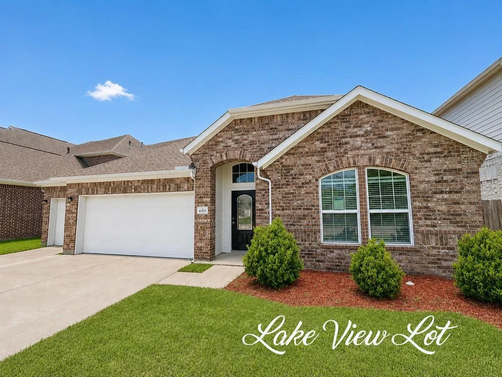 Unit for sale at 8707 E Crescent Lake Circle, Baytown, TX 77521