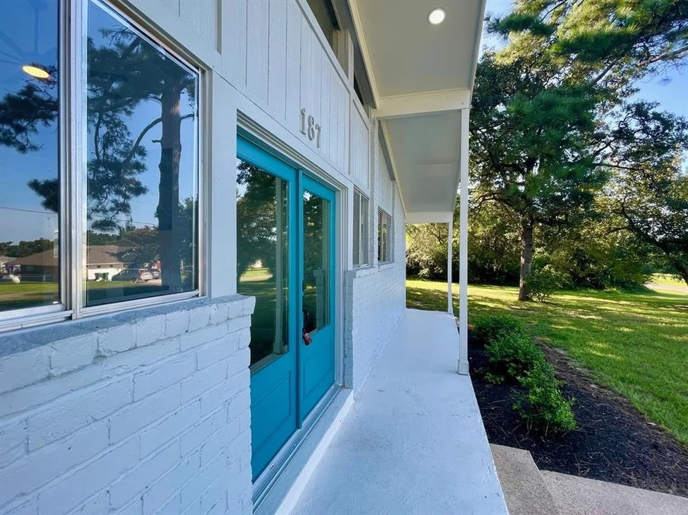 Unit for sale at 187 Golfview Drive N, Hilltop Lakes, TX 77871