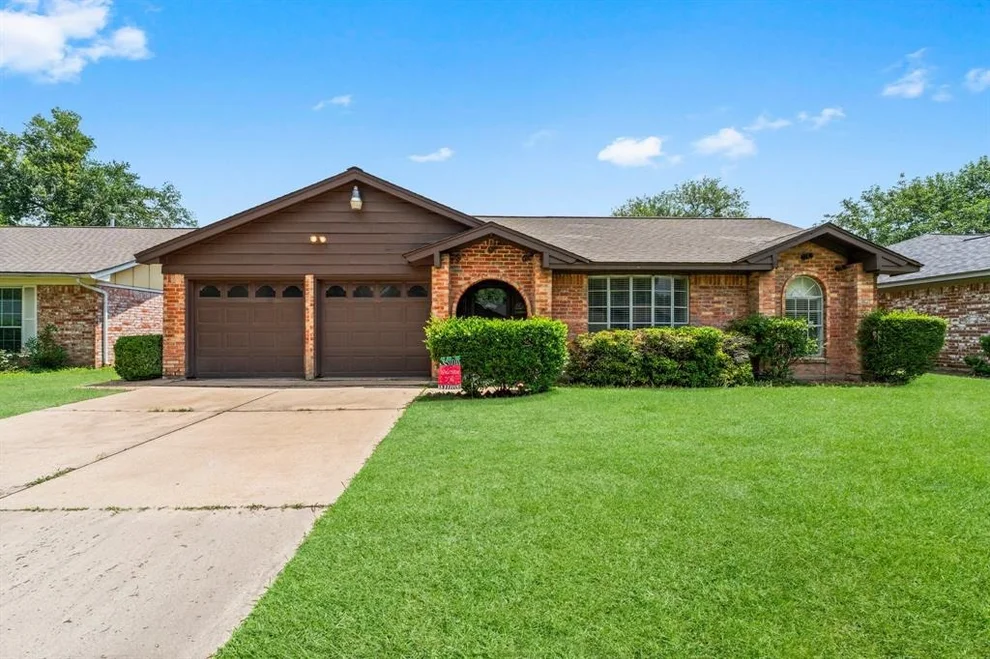 Unit for sale at 16310 Autumn Wind Drive, Houston, TX 77090