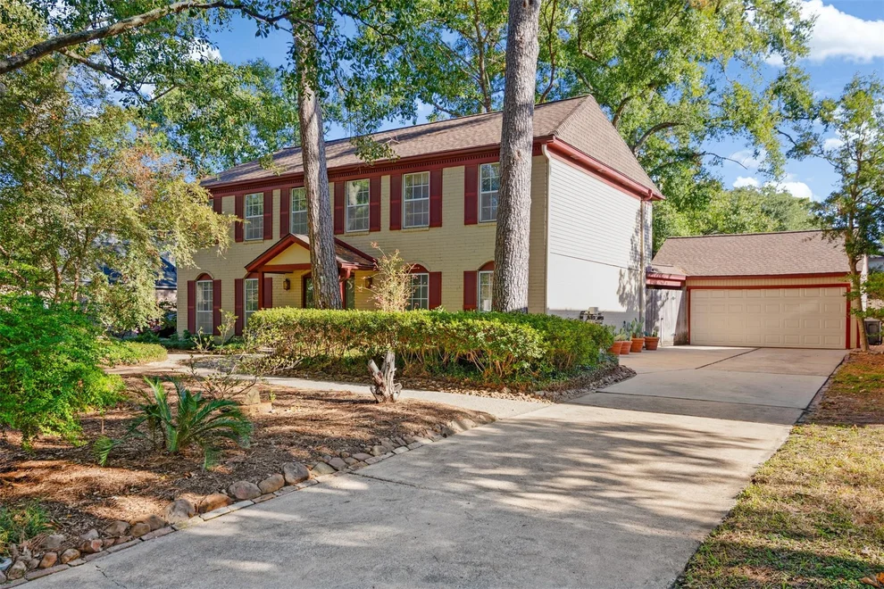 Unit for sale at 5311 Green Springs Drive, Houston, TX 77066
