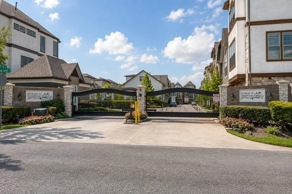 Unit for sale at 11008 Aspen Reserve Way, Houston, TX 77043