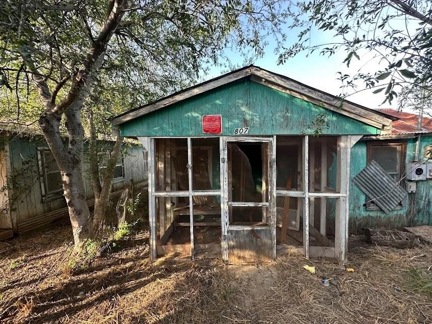 Unit for sale at 807 Jay, Cotulla, TX 78014
