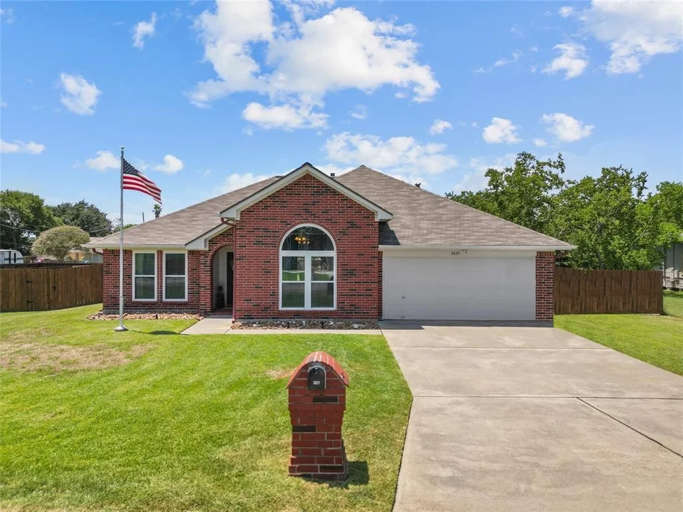 Unit for sale at 3621 22nd Street N, Texas City, TX 77590