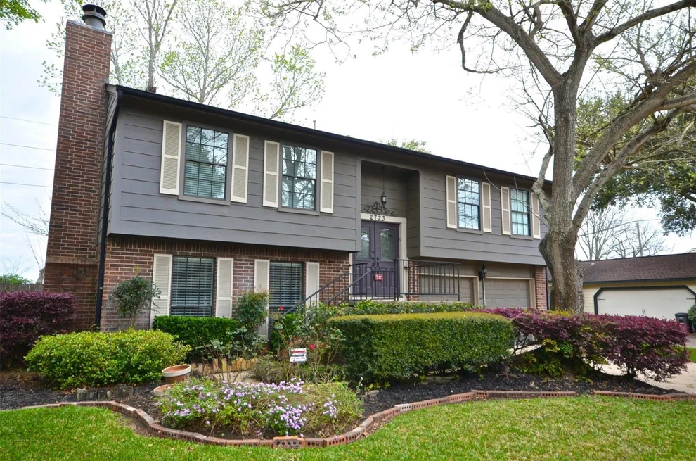 Unit for sale at 2723 Country Place Drive, Richmond, TX 77406