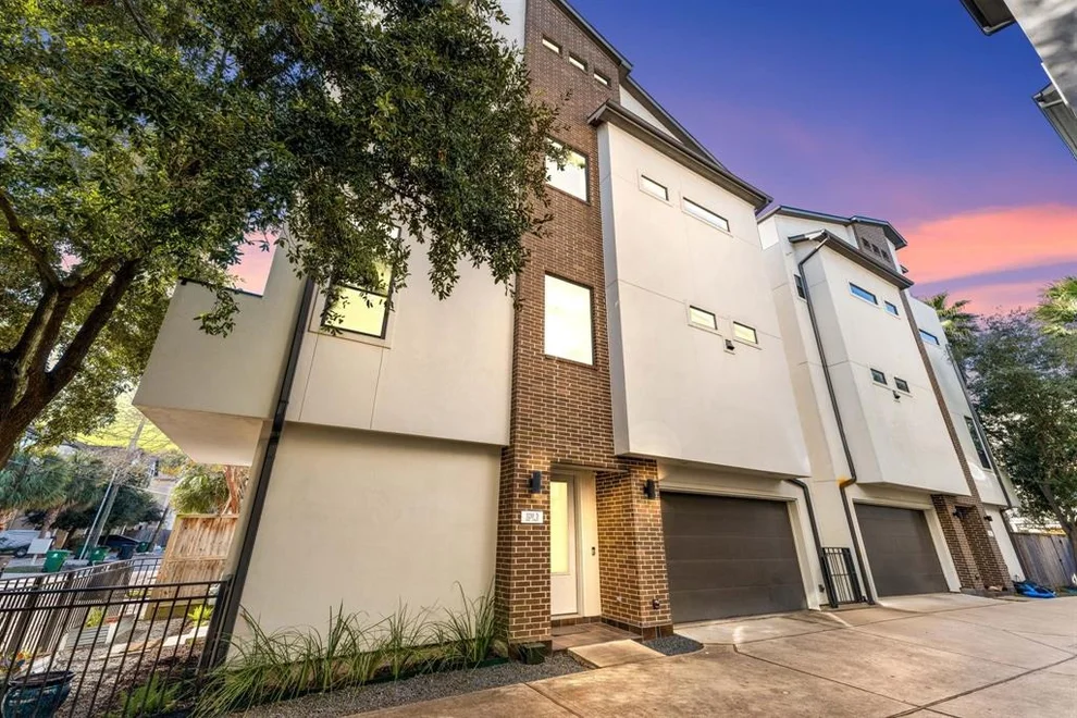 Unit for sale at 5210 Rose Street, Houston, TX 77007