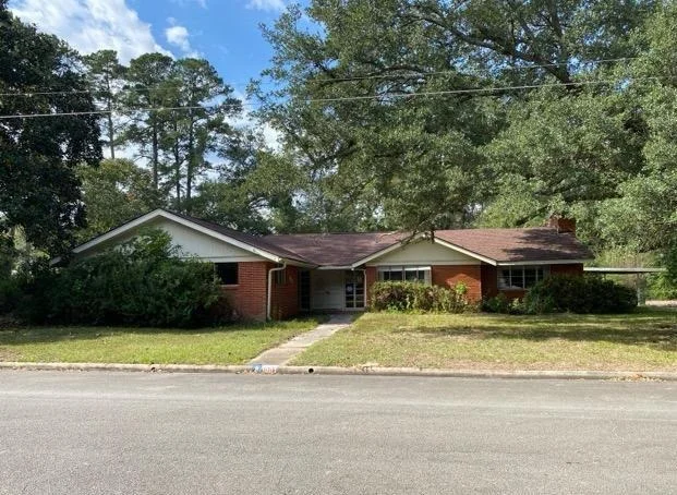 Unit for sale at 1002 S College Avenue, Cleveland, TX 77327