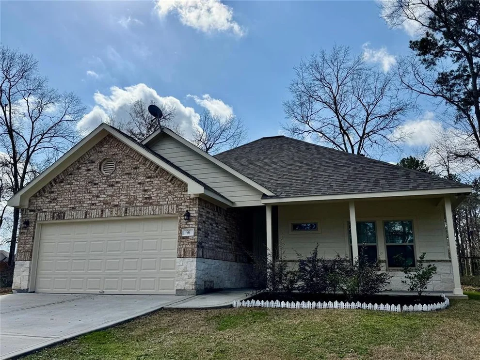 Unit for sale at 96 Greenway Drive, Trinity, TX 75862