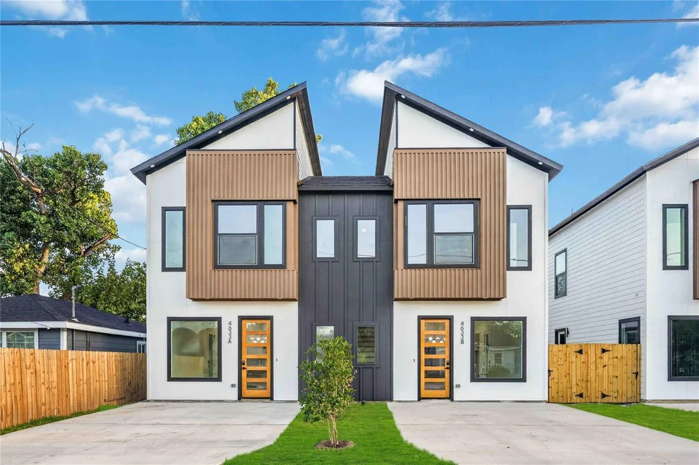Unit for sale at 4633 Mallow Street, Houston, TX 77051