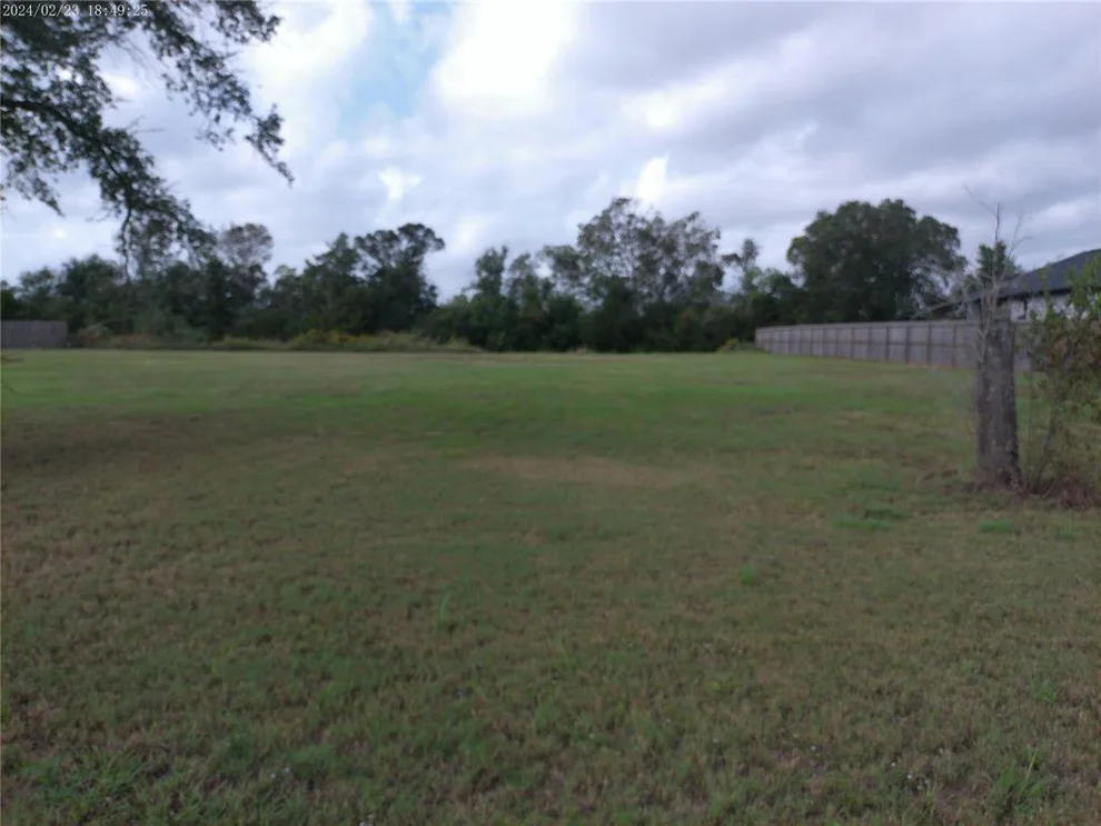 Unit for sale at 3154 W West Tower Circle Circle, Santa Fe, TX 77517