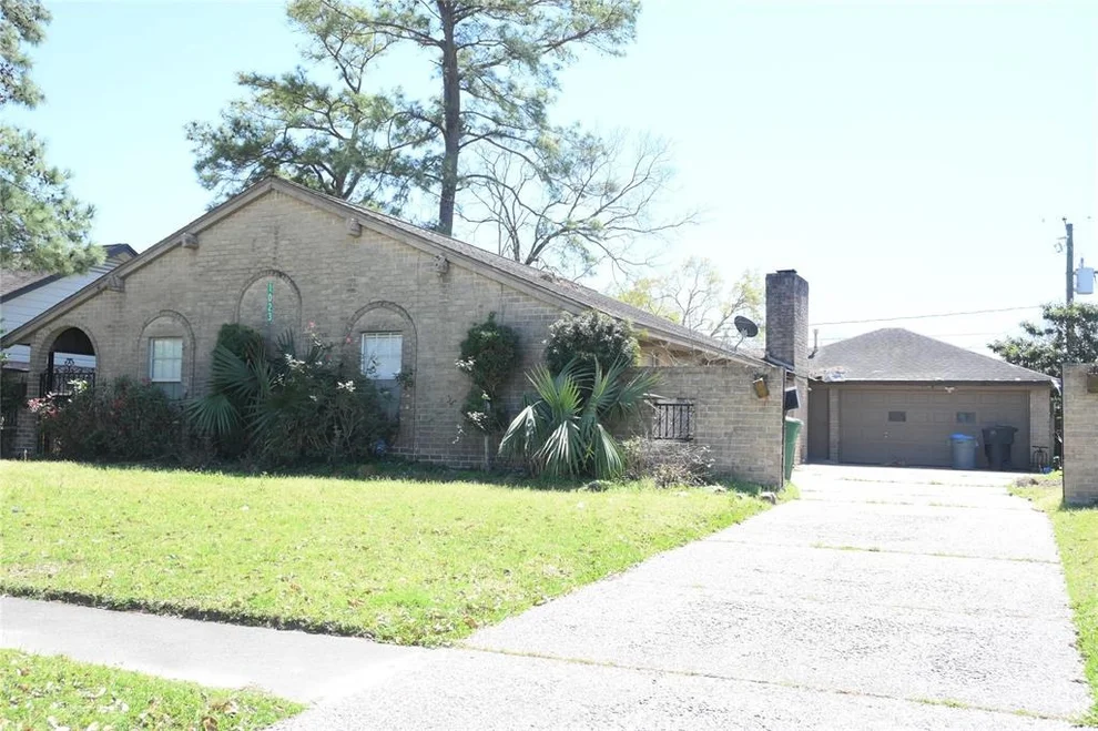 Unit for sale at 1023 Cottage Oak Lane, Houston, TX 77091