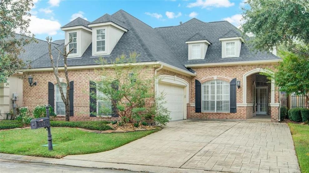 Unit for sale at 63 Champions Place, Houston, TX 77069