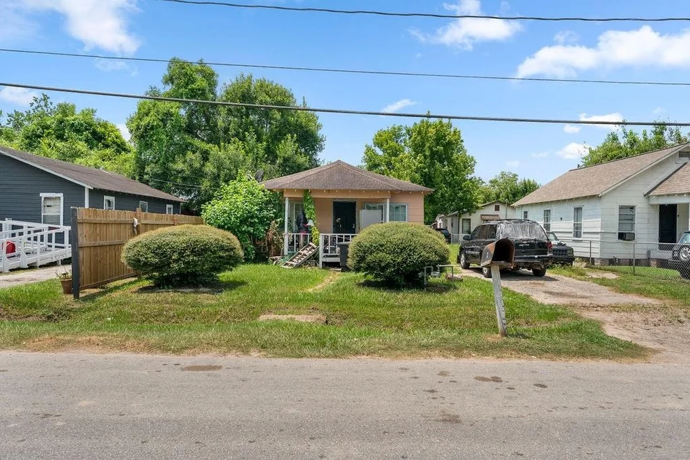 Unit for sale at 7325 Phillips Street, Houston, TX 77088